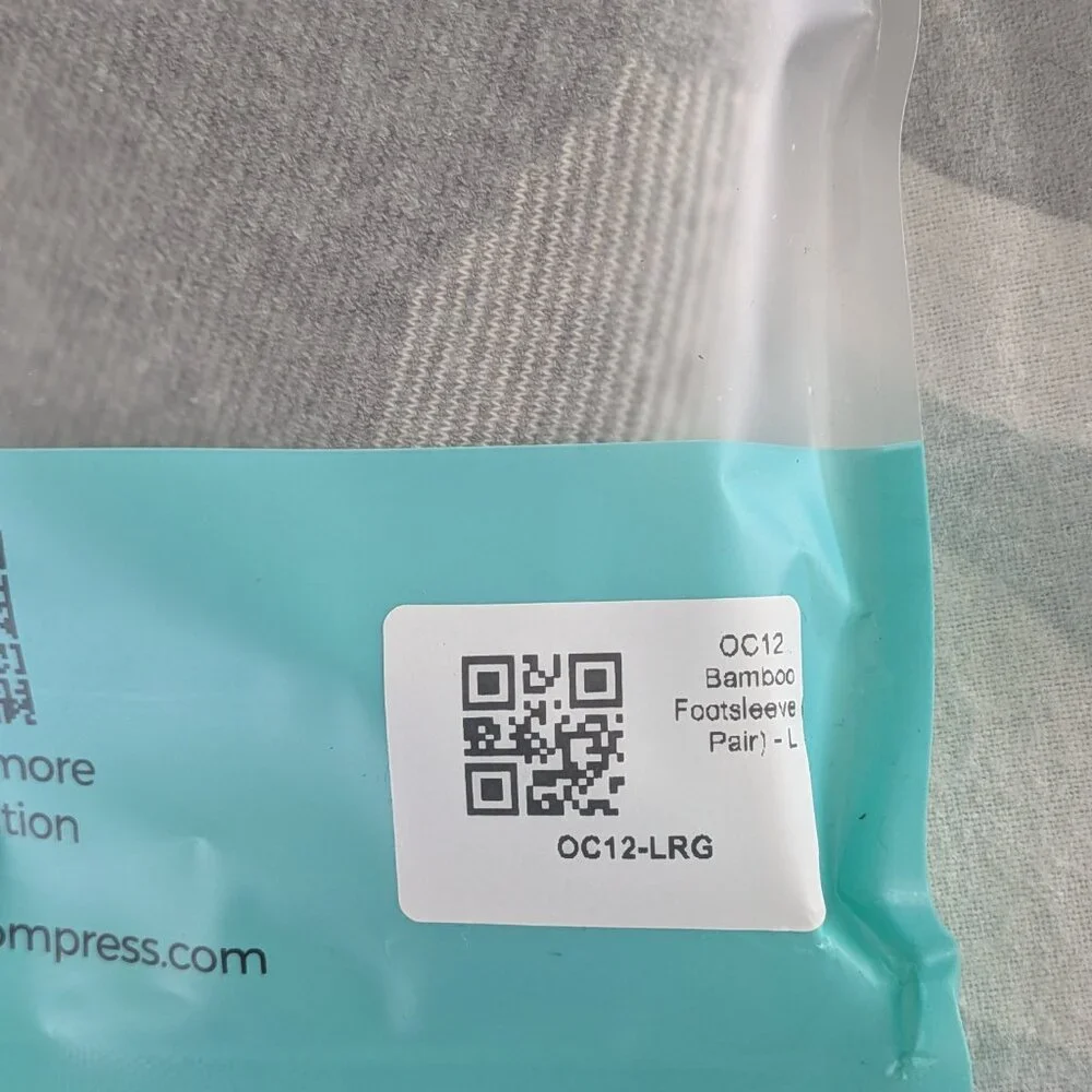 One CompPremium  Anti-Fatigue   Bamboo   Footsleeves (pair)  - Gray - Size Large - Picture 3 of 3